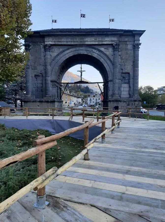 Appartamento" Le Bourg 61" Vda Cir 0208 Аоста Екстериор снимка